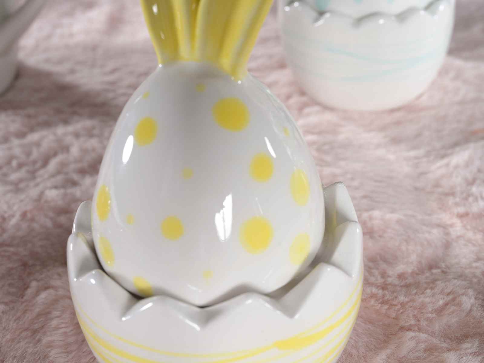 Suport pentru oua din ceramica cu urechi de iepure -1buc